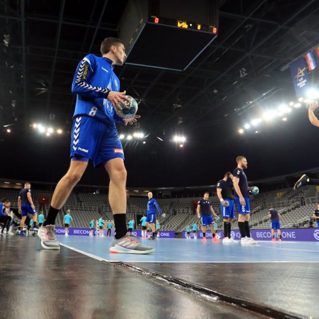 Pixsell: Zagrijavanje prije početka utakmice 1. kola EHF Lige prvaka između PPD Zagreba i THW Kiela