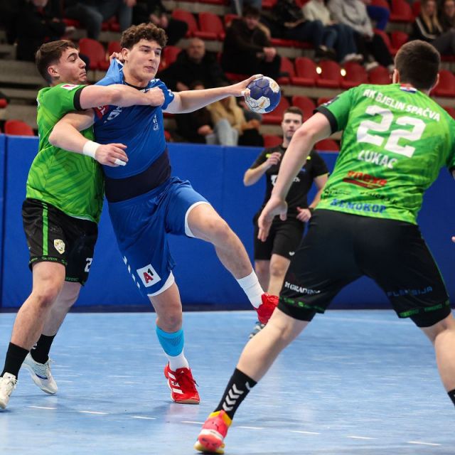 Sjajna utakmica u Kutiji šibica! Zagreb svladao Spačvu za prve bodove